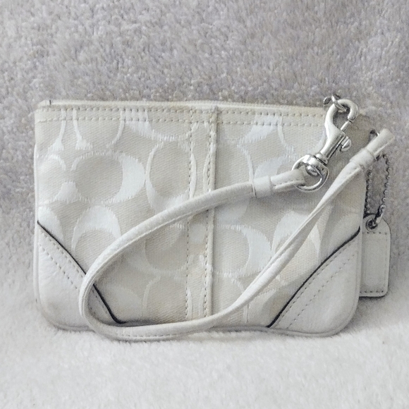 🤍 Vintage Y2K Hampton Chalk White Small Signature Wristlet - Picture 3 of 8